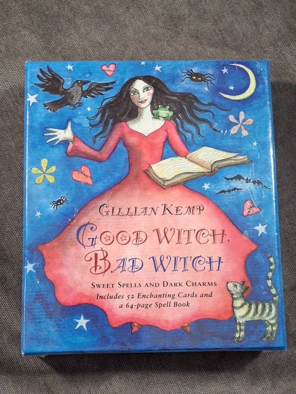 Good Witch, Bad Witch Sweet Spells and Dark Charms 52 Cards + 64 Page Book NEW